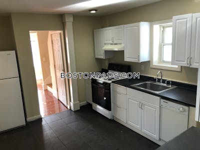 Somerville Apartment for rent 3 Bedrooms 1 Bath  East Somerville - $2,995 No Fee